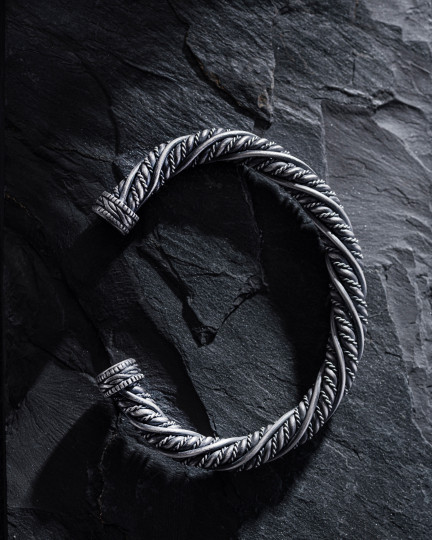 Серебряный жесткий браслет THE ROPE / Браслеты + 4
