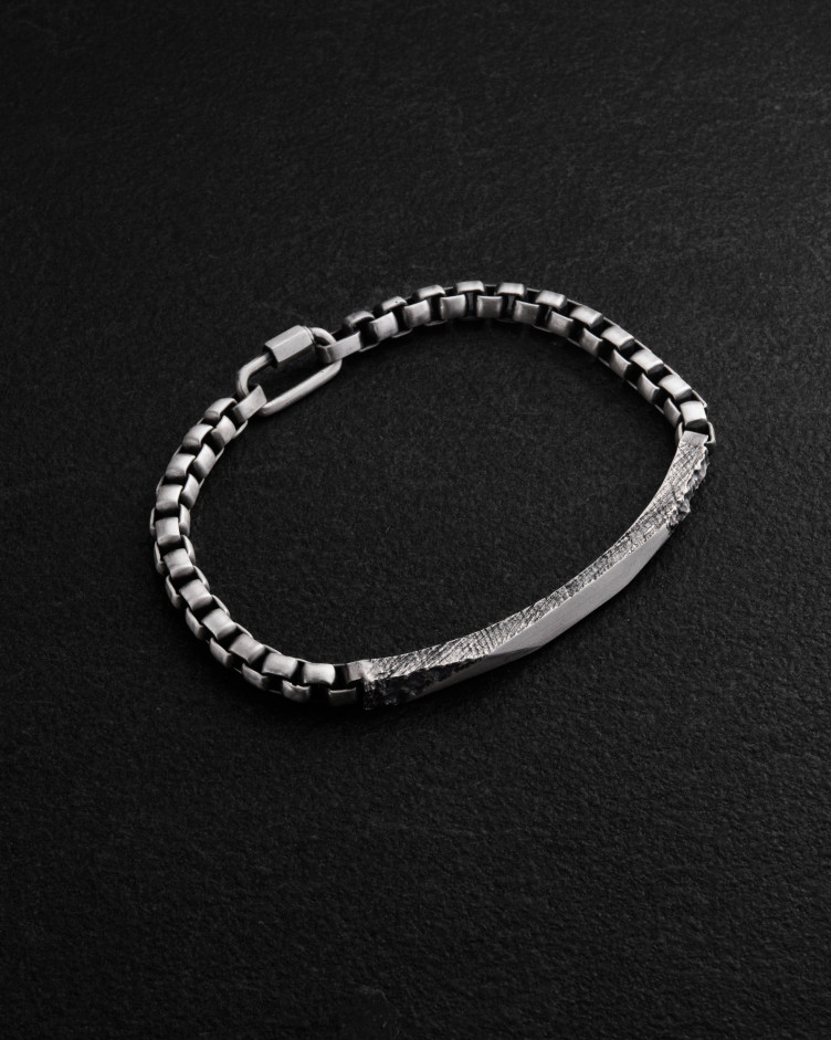 Серебряный браслет FORGED
