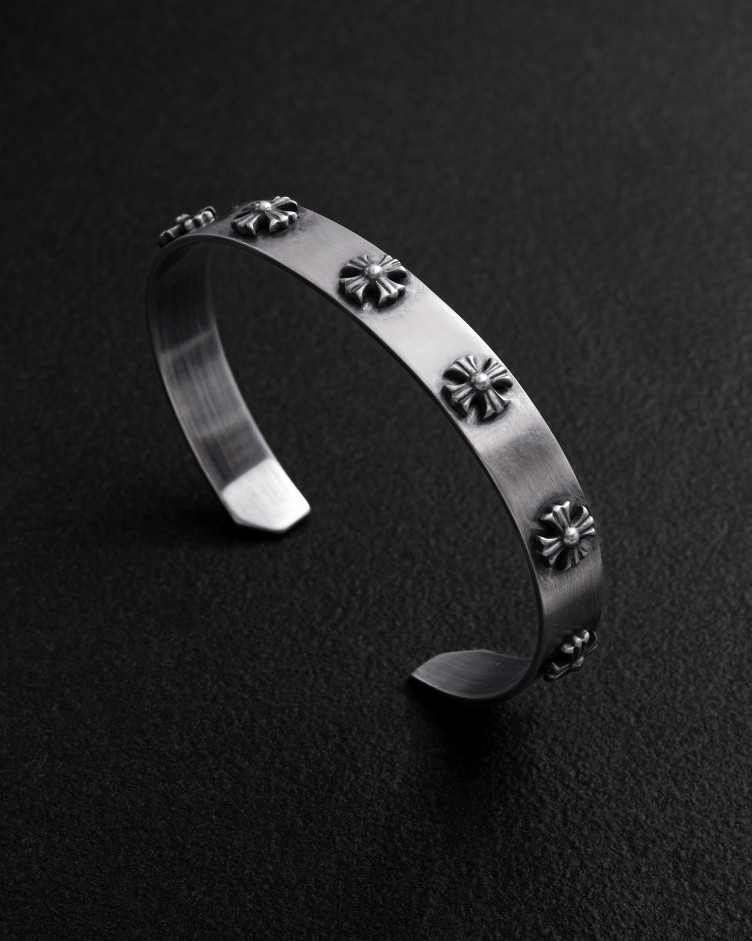 Серебряный жесткий браслет CROIX DES TEMPLIERS