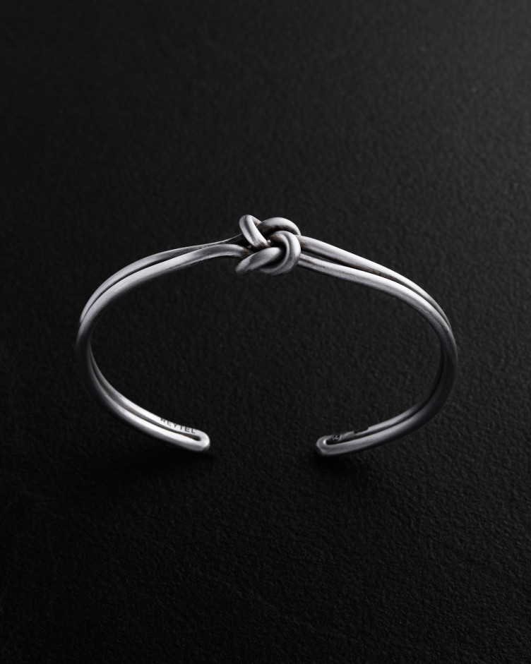 Срібний жорсткий браслет TAPPERHET 9