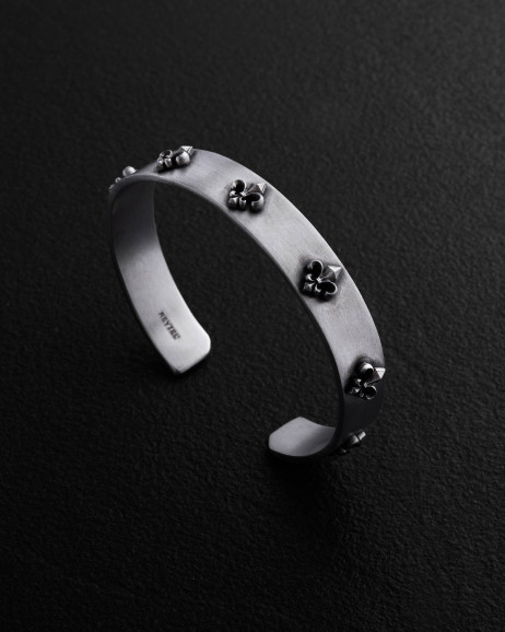 Срібний жорсткий браслет FLEUR DE LIS