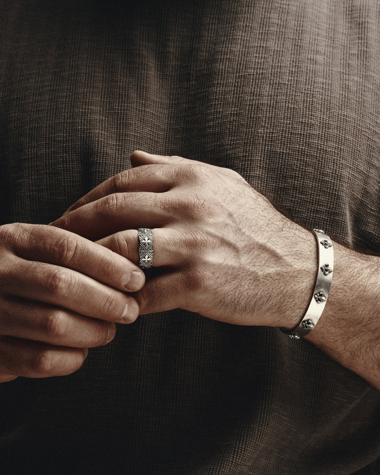 Срібний жорсткий браслет FLEUR DE LIS 2