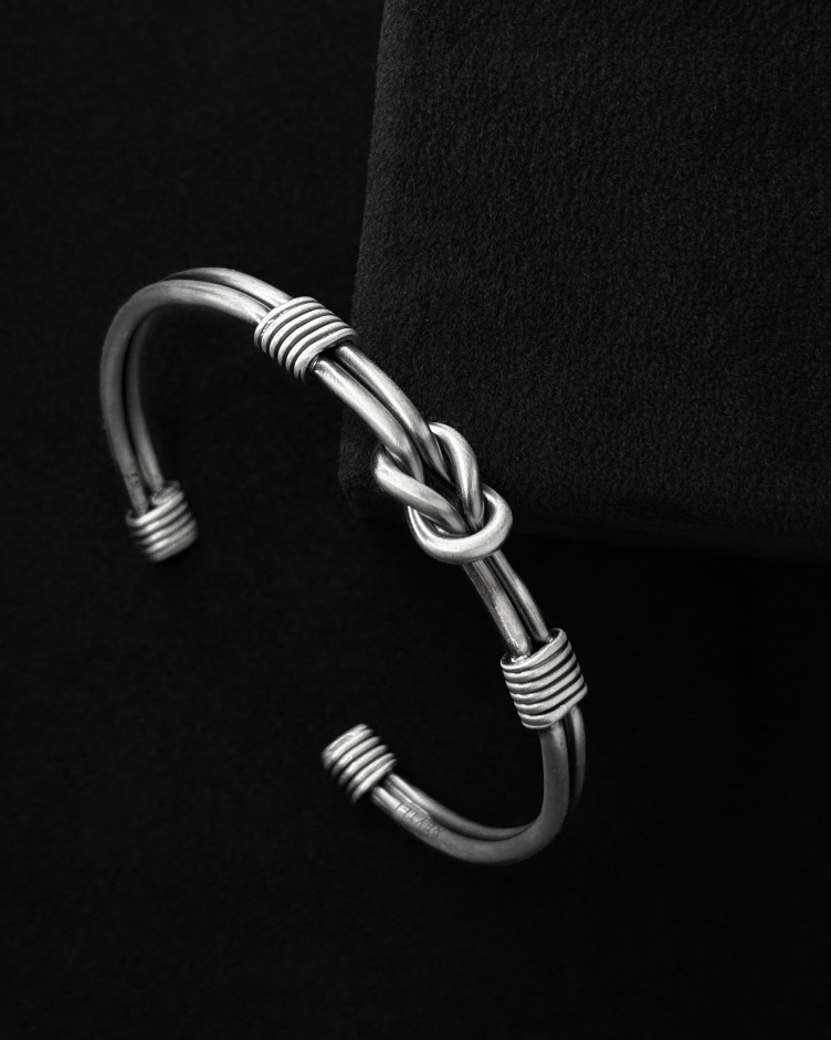 Серебряный жесткий браслет NODUS