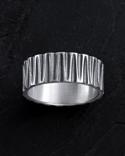 Серебряное кольцо LLUSION / Кольца