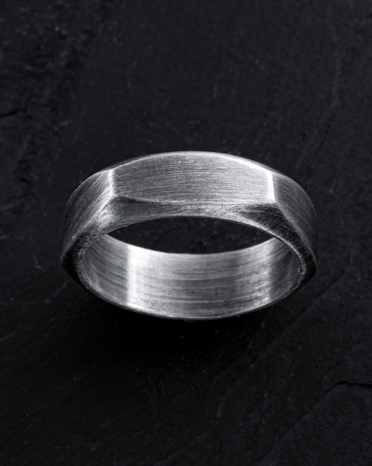 Серебряное кольцо BREVITY / Кольца