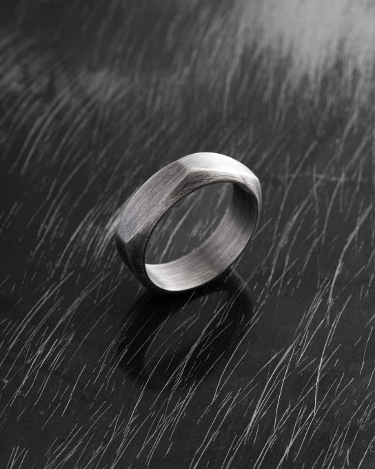 Серебряное кольцо BREVITY / Кольца + 7