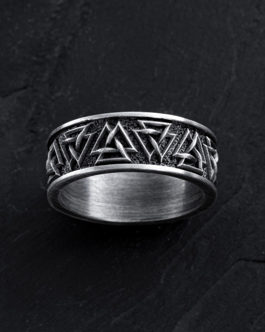 Срібний перстень VALKNUT / Персні