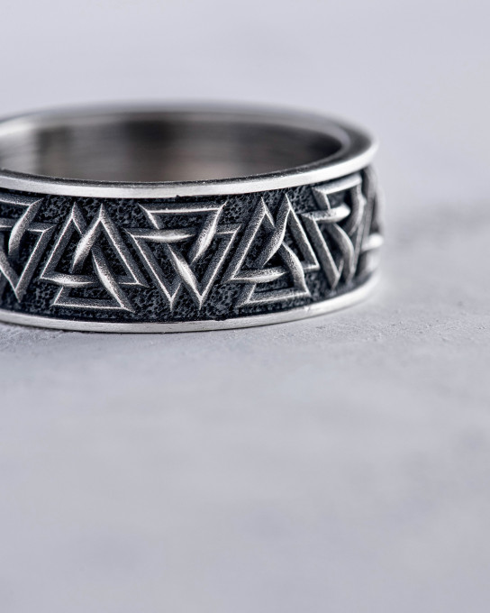 Срібний перстень VALKNUT / Персні + 5