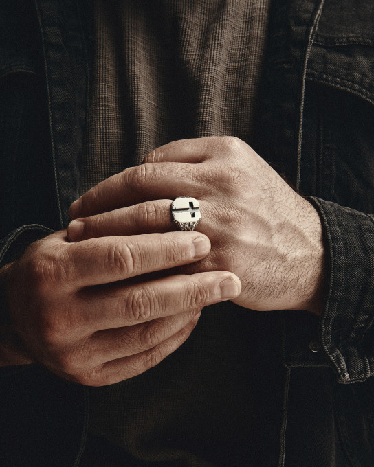 Серебряное кольцо URBAN CROSS / Кольца + 2