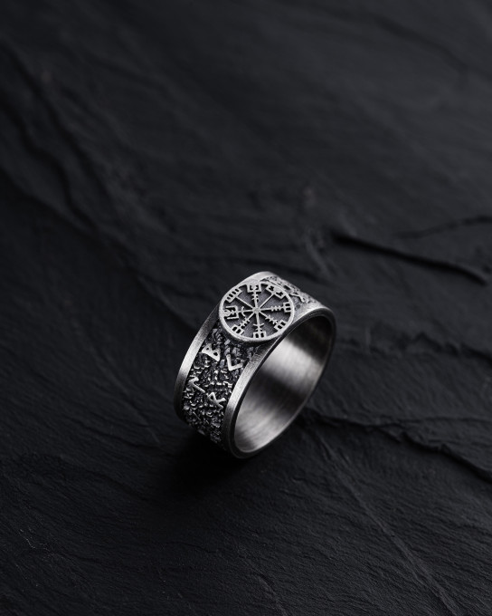 Серебряное кольцо VEGVISIR WITH RUNES / Кольца + 8