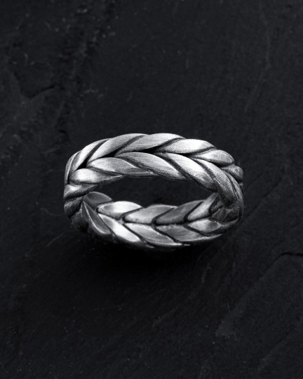 Серебряное кольцо TRITICUM / Кольца