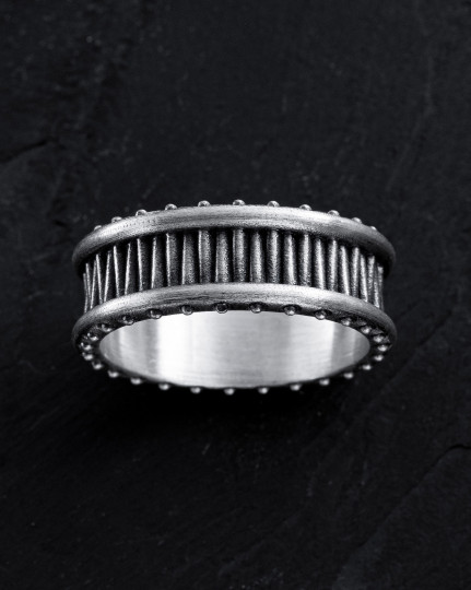 Серебряное кольцо GUARD / Кольца