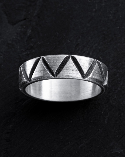 Серебряное кольцо MANIER / Кольца