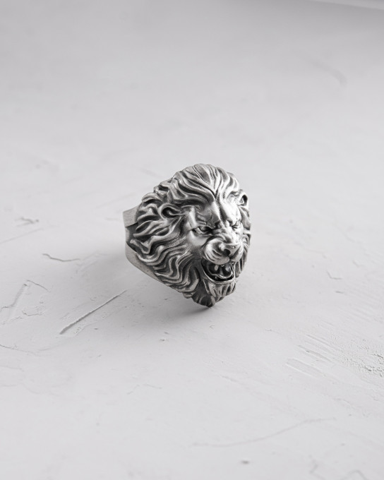 Серебряное кольцо THE LION KING / Кольца + 6