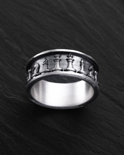 Серебряное кольцо CHESS / Кольца