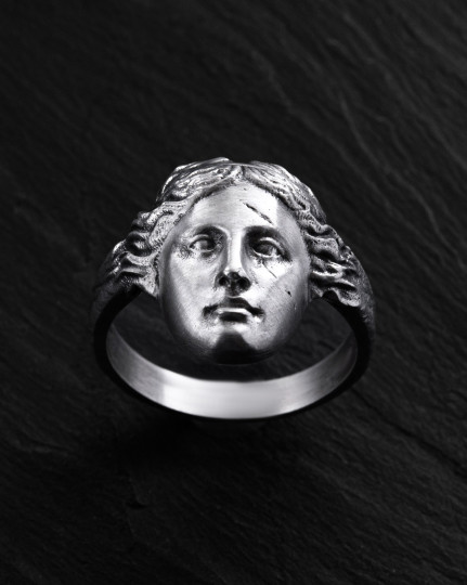 Серебряное кольцо VENUS DE MILO / Кольца + 3