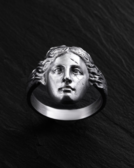 Серебряное кольцо VENUS DE MILO / Кольца + 4