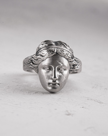 Серебряное кольцо VENUS DE MILO / Кольца + 4