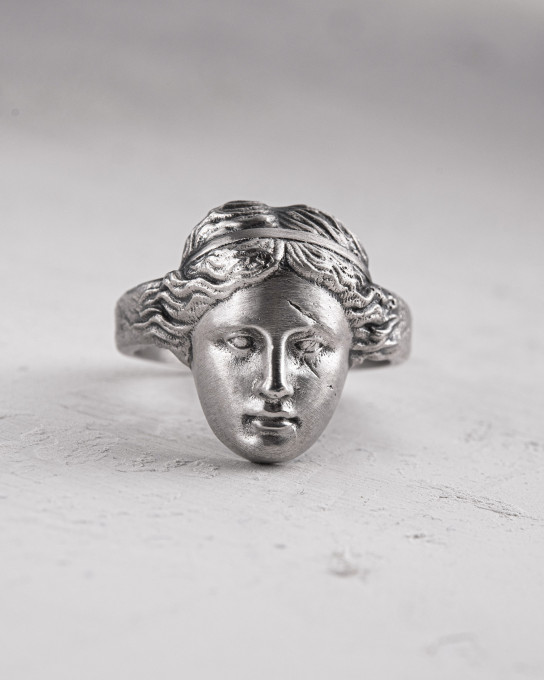 Серебряное кольцо VENUS DE MILO / Кольца + 5