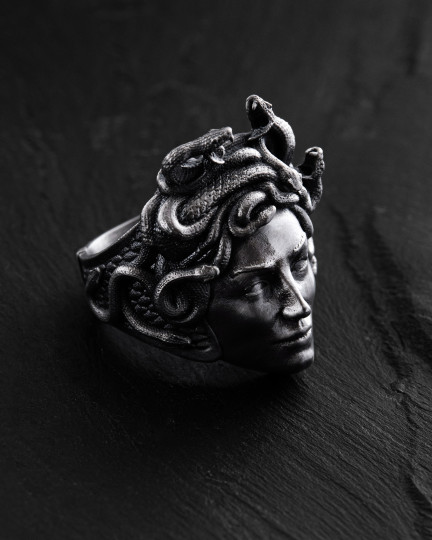 Серебряное кольцо GORGON MEDUSA / Кольца + 3