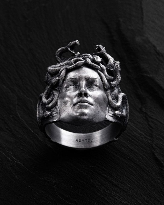 Серебряное кольцо GORGON MEDUSA / Кольца + 5