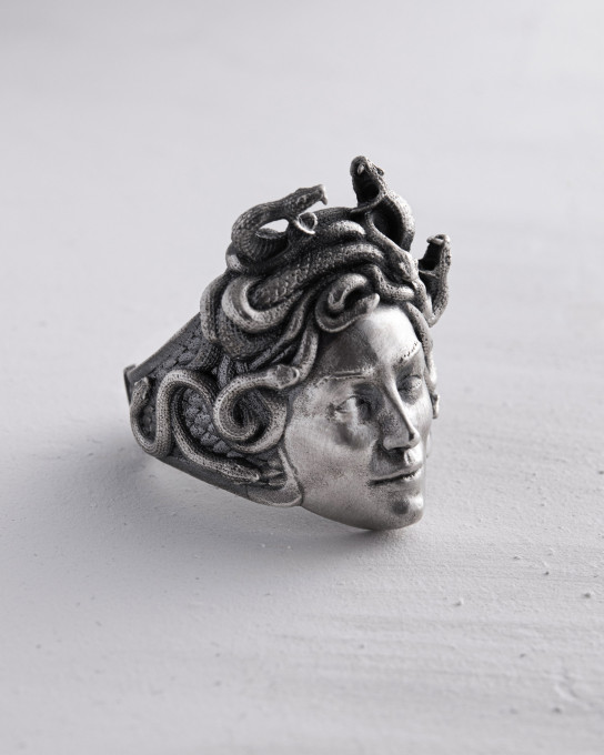 Серебряное кольцо GORGON MEDUSA / Кольца + 7