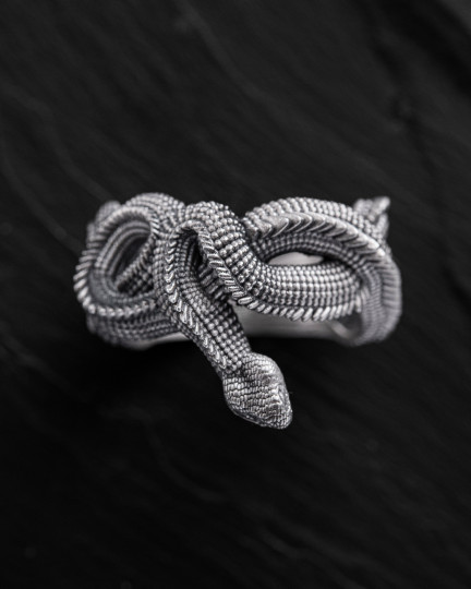 Серебряное кольцо  JÖRMUNGANDR / Кольца
