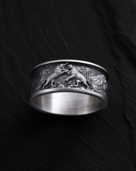 Silver ring FIGHT OF THE TIGER