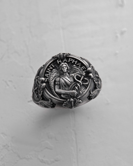 Серебряное кольцо SAINT RAPHAEL / Кольца + 4