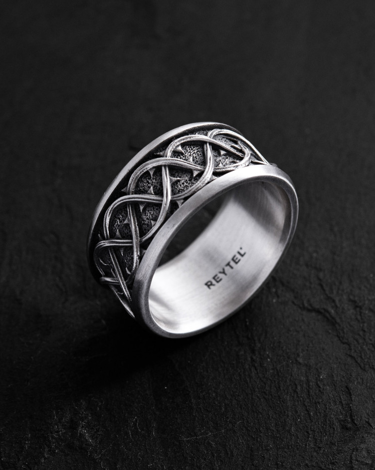Серебряное кольцо THORN CROWN 2