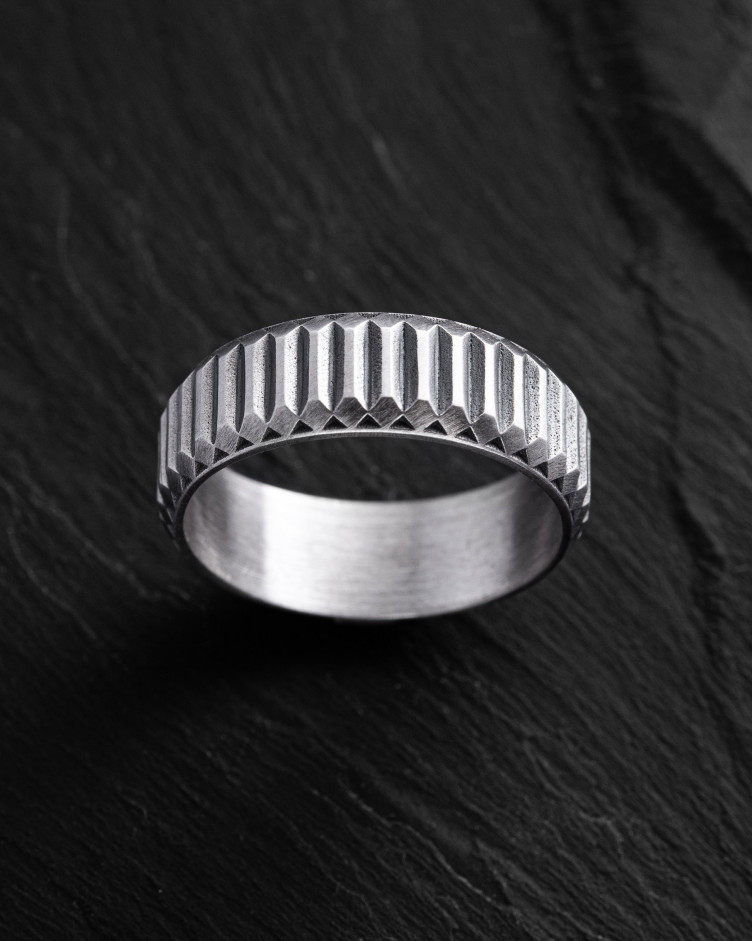 Серебряное кольцо VERTEX