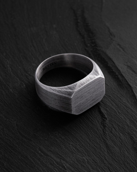 Серебряное кольцо STEMPEL 2
