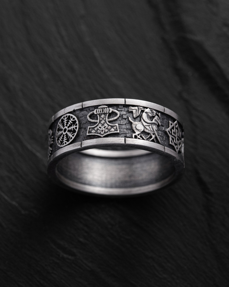 Серебряное кольцо NORDIC LEGACY 2