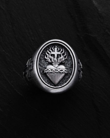 Серебряное кольцо SACRED HEART / Кольца