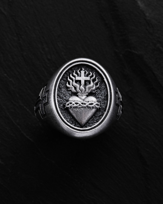 Серебряное кольцо SACRED HEART / Кольца
