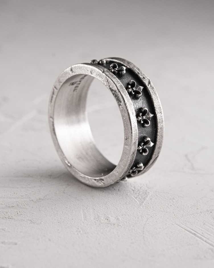 Серебряное кольцо FLEUR DE LIS 5