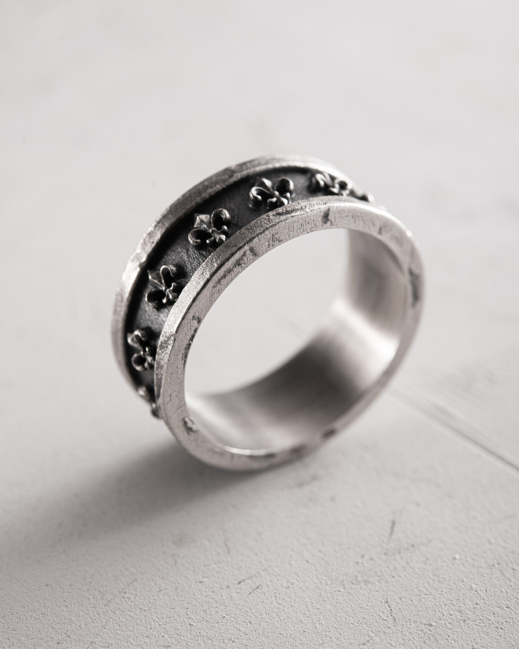 Серебряное кольцо FLEUR DE LIS 6