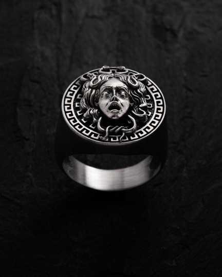 Срібний перстень GORGON MEDUSA / Персні + 3