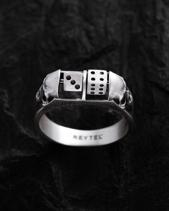 Серебряное кольцо ALEA IACTA EST / Кольца + 4