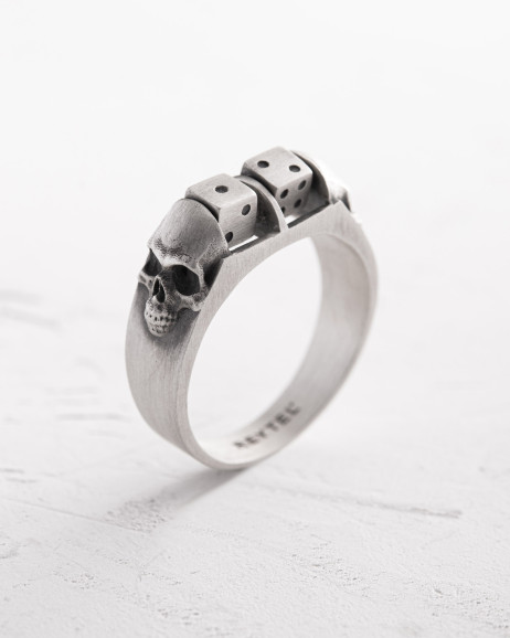 Серебряное кольцо ALEA IACTA EST