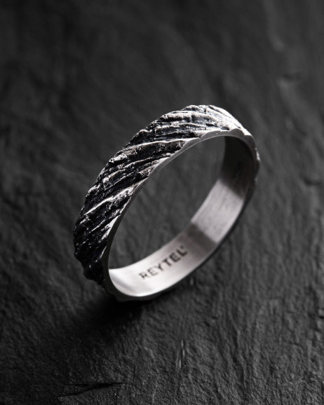 Кольцо KRIGER в белом золоте