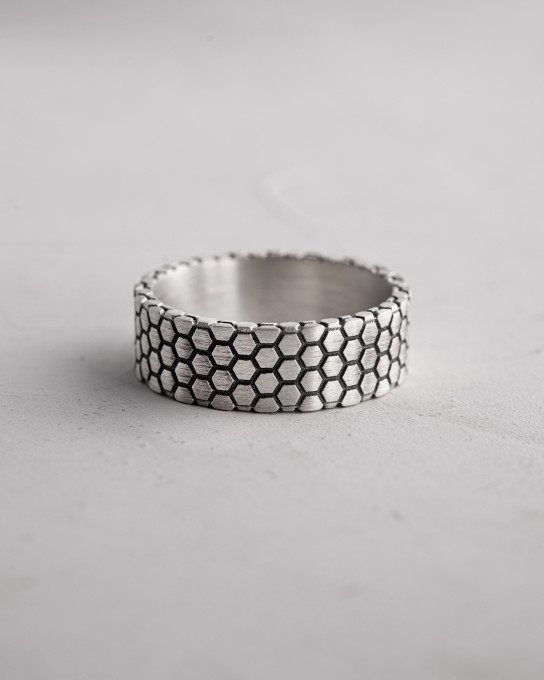 Серебряное кольцо HONEYCOMB / Кольца + 5