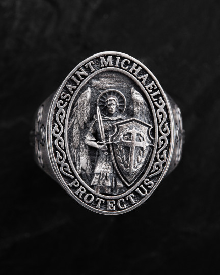 Срібний перстень SAINT MICHAEL PROTECT US / Персні