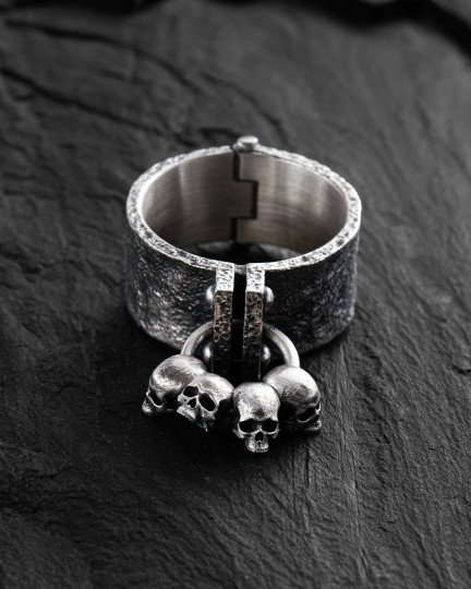 Серебряное кольцо WARDENS / Кольца + 3