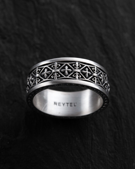 Серебряное кольцо FLEUR DE LIS