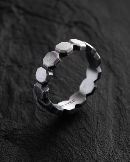 Серебряное кольцо OCTAGON / Кольца + 2