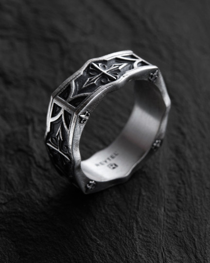 Срібний перстень SANCTUM. FLEUR DE LIS / Персні + 2