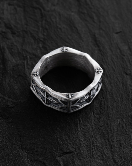 Серебряное кольцо SANCTUM. FLEUR DE LIS 3