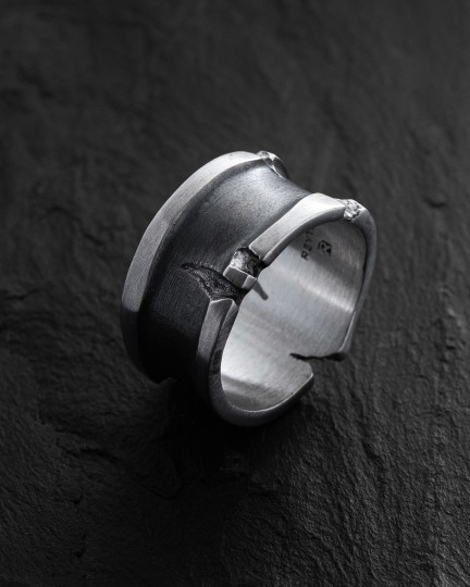 Серебряный кольцо RIFT / Кольца