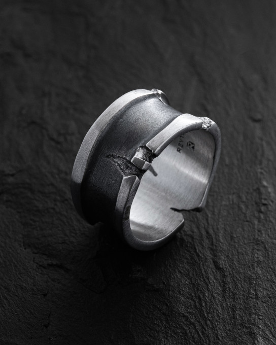 Серебряный кольцо RIFT / Кольца